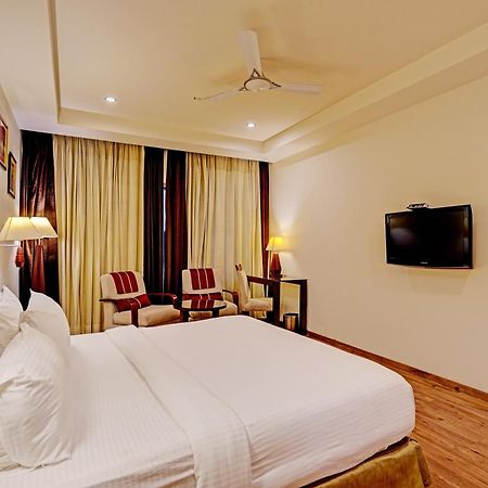 Hotel Marina Near Igi Airport Delhi New Delhi Eksteriør bilde