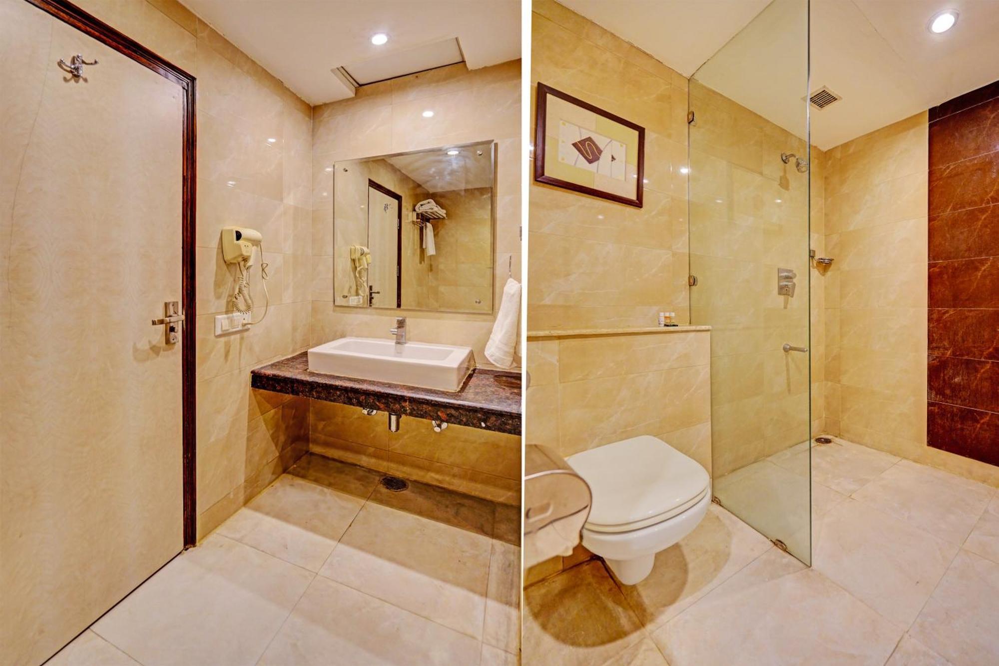 Hotel Marina Near Igi Airport Delhi New Delhi Eksteriør bilde