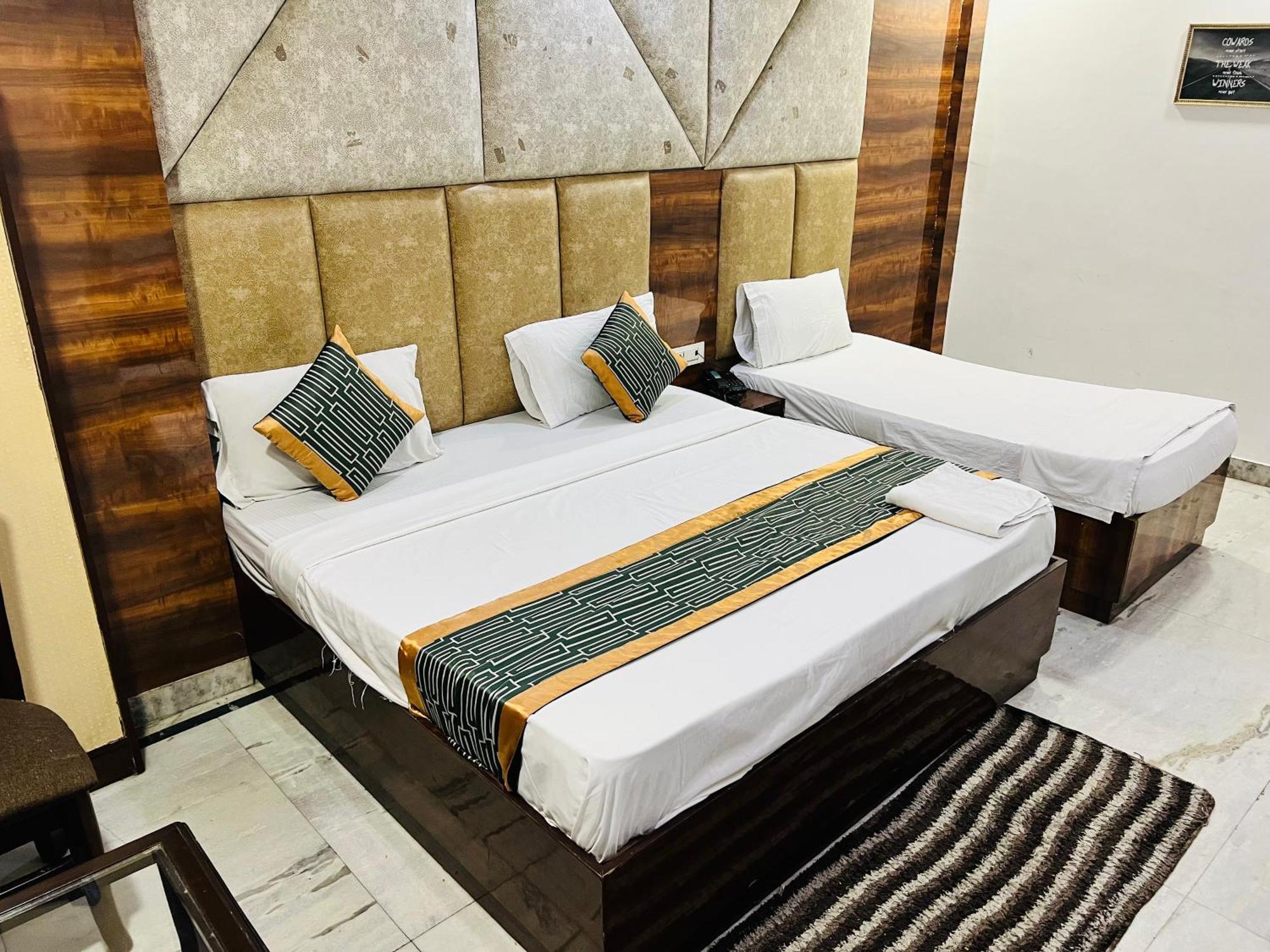 Hotel Marina Near Igi Airport Delhi New Delhi Eksteriør bilde